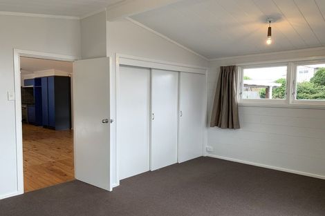 Photo of property in 280 Te Moana Road, Waikanae, 5036