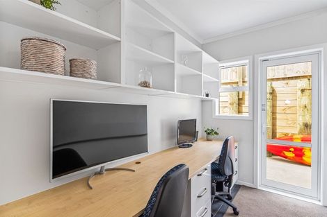 Photo of property in 4 Crompton Avenue, Churton Park, Wellington, 6037