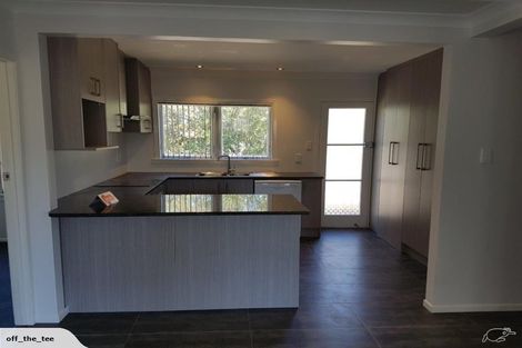 Photo of property in 9 Hillcrest Avenue, Hillcrest, Auckland, 0627