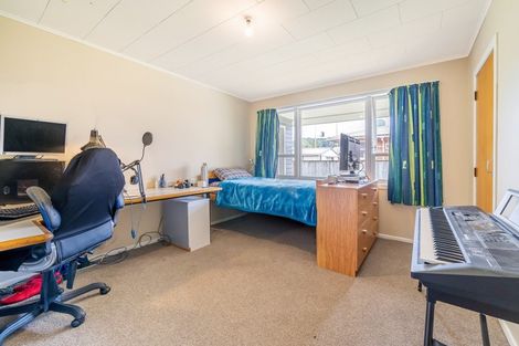 Photo of property in 3 Maoribank Grove, Brown Owl, Upper Hutt, 5018