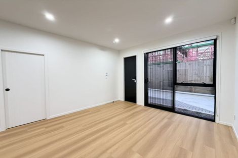Photo of property in 9a Tangelo Place, Bucklands Beach, Auckland, 2012