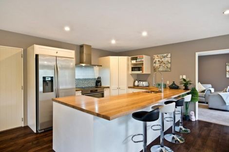 Photo of property in 7a Sequoia Place, Parklands, Christchurch, 8083