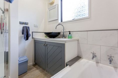 Photo of property in 10 Keepa Avenue, Paeroa, 3600