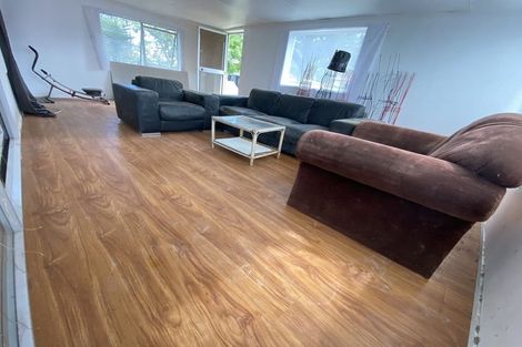 Photo of property in 3 Sandrine Avenue, Clover Park, Auckland, 2019