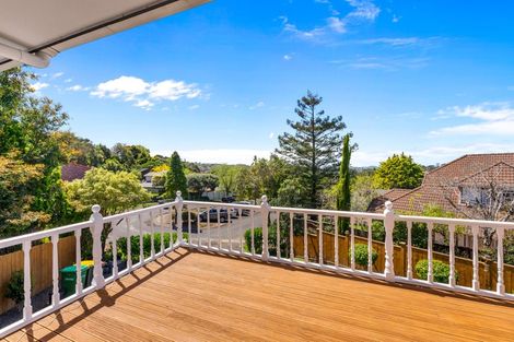 Photo of property in 18 Murano Place, Chatswood, Auckland, 0626