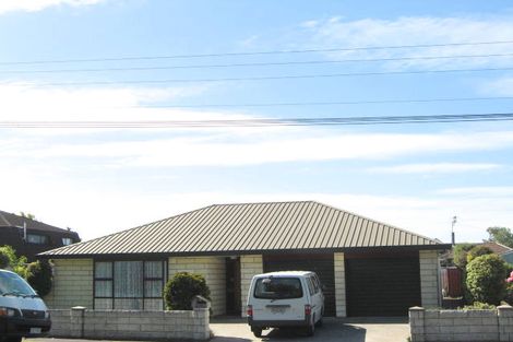 Photo of property in 121 Prestons Road, Redwood, Christchurch, 8051