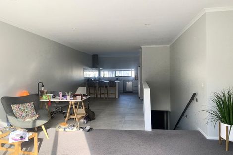 Photo of property in 9 Roundel Crescent, Whenuapai, Auckland, 0618