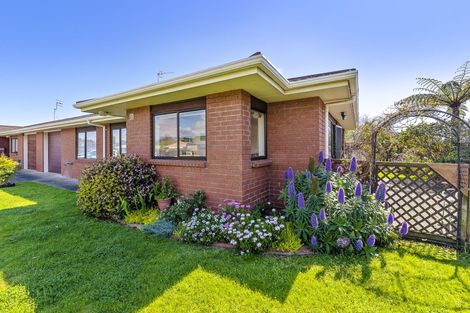 Photo of property in 2 Heihei Place, Paraparaumu, 5032