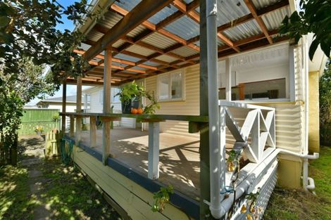 Photo of property in 128a Parkhurst Road, Parakai, 0830