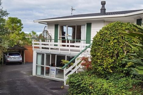 Photo of property in 67 Ravenwood Drive, Forrest Hill, Auckland, 0620