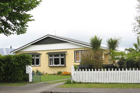 Photo of property in 43 Ayers Street, Rangiora, 7400
