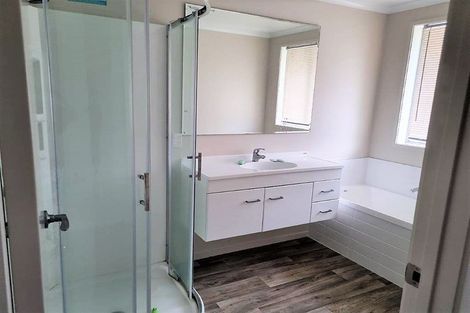 Photo of property in 8 Matuku Place, Mangawhai, 0505