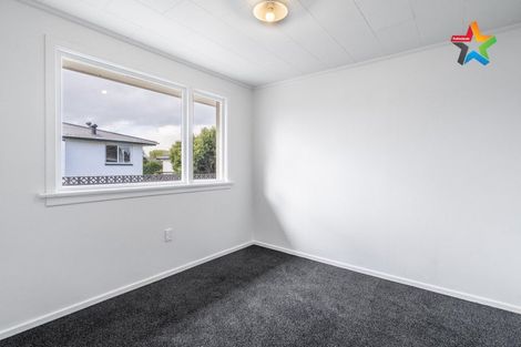 Photo of property in 15 Park Street, Winton, 9720