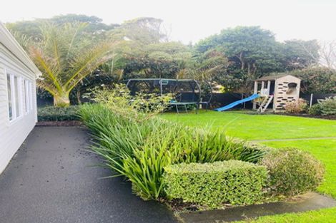 Photo of property in 243 Mangorei Road, Merrilands, New Plymouth, 4312