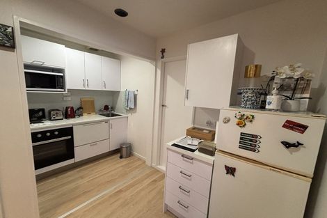Photo of property in 1/20 Fulford Street, New Plymouth, 4310