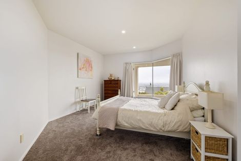 Photo of property in 126 Cannon Hill Crescent, Mount Pleasant, Christchurch, 8081