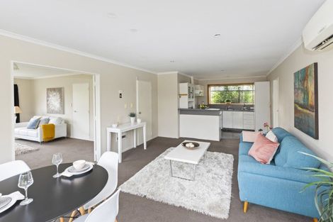 Photo of property in 10 Fieldmoor Place, Parklands, Christchurch, 8083