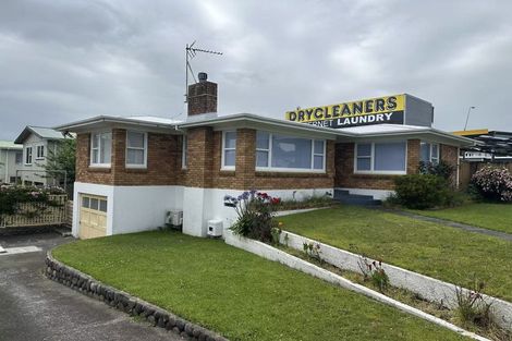 Photo of property in 63 Eliot Street, New Plymouth, 4310