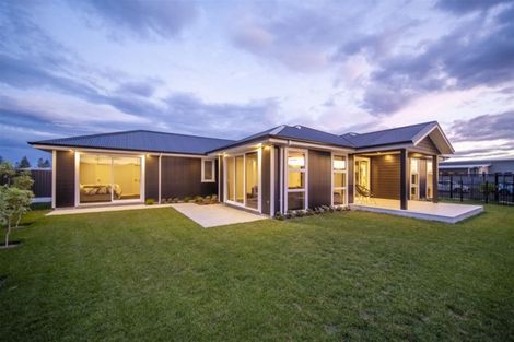 Photo of property in 3 Kaituna Place, Te Awa, Napier, 4110