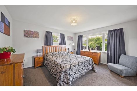Photo of property in 108 Wainoni Road, Avondale, Christchurch, 8061