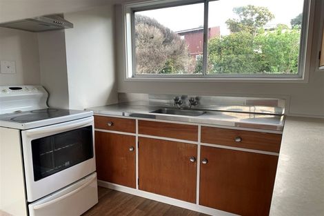 Photo of property in 4/1 Proctor Lane, Tawa, Wellington, 5028