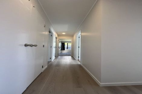 Photo of property in 12 Leven Lane, Totara Heights, Auckland, 2105