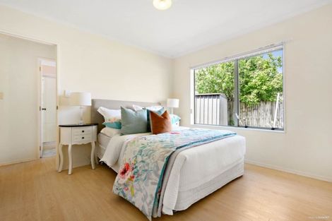 Photo of property in 3 Sheldon Place, Burswood, Auckland, 2013