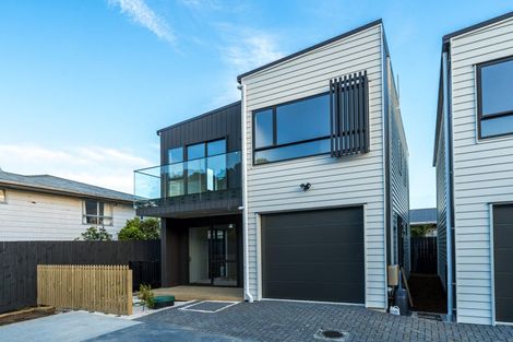 Photo of property in 28d Dellwood Avenue, Henderson, Auckland, 0612