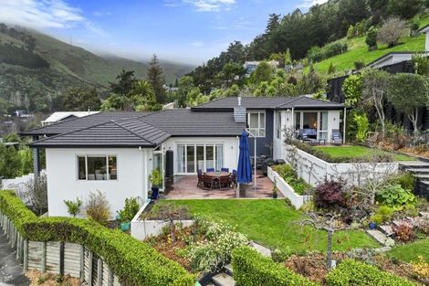 Photo of property in 14 Maurice Knowles Lane, Cashmere, Christchurch, 8022