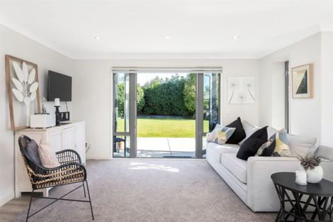 Photo of property in 4 Meadowcroft Lane, Harewood, Christchurch, 8051