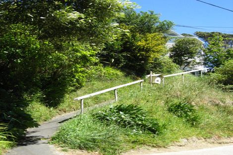 Photo of property in 41 Ranui Crescent, Khandallah, Wellington, 6035