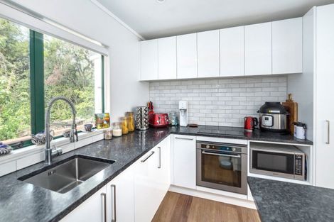 Photo of property in 4a Kereru Grove, Featherston, 5710