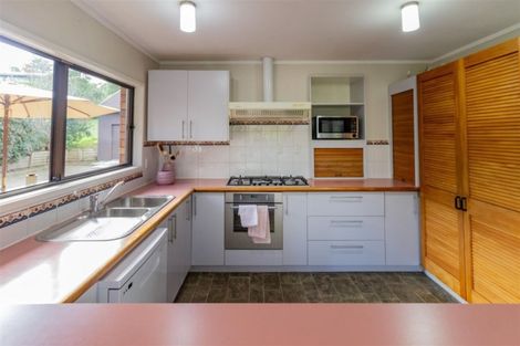 Photo of property in 2 Kemp Road, Kerikeri, 0230