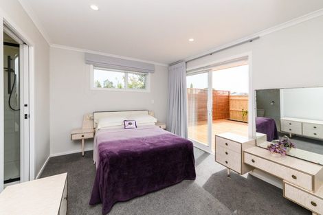 Photo of property in 208a Tremaine Avenue, Highbury, Palmerston North, 4412