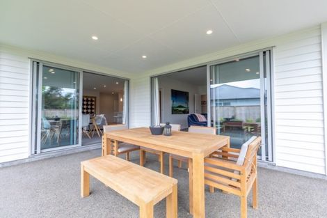 Photo of property in 67 Waipunahau Road, Waikanae, 5036
