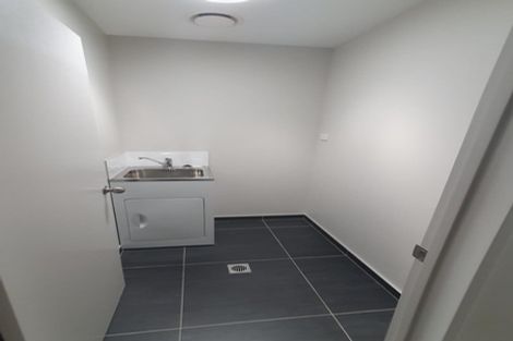 Photo of property in 9 Walsh Road, Papakura, 2110