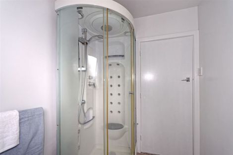 Photo of property in 34 Daniels Road, Redwood, Christchurch, 8051