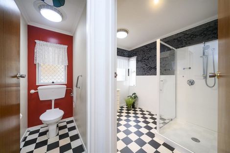 Photo of property in 3 Coronet Place, Awapuni, Palmerston North, 4412