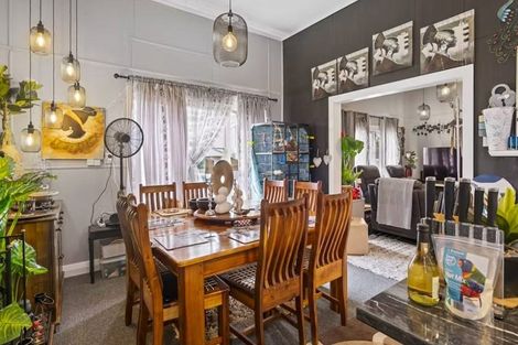 Photo of property in 88 Celia Street, Stratford, 4332