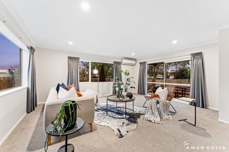 Photo of property in 19 Waitoro Lane, Henderson, Auckland, 0612