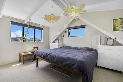 Photo of property in 437a Point Chevalier Road, Point Chevalier, Auckland, 1022