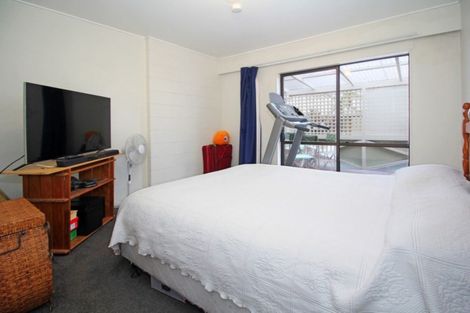 Photo of property in 2/37 Hillside Road, Papatoetoe, Auckland, 2025