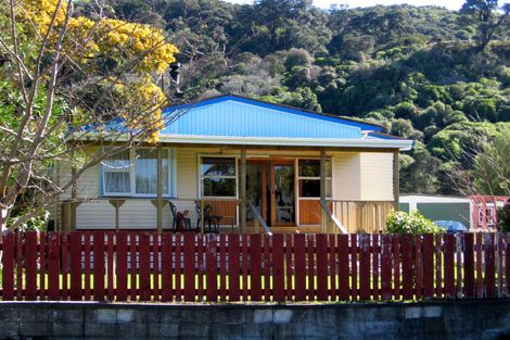 Photo of property in 17 Churchill Crescent, Featherston, 5710