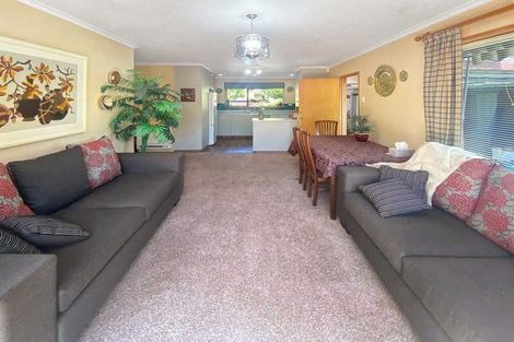 Photo of property in 7 Cricklewood Place, Avonhead, Christchurch, 8042