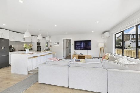 Photo of property in 129 Pope Street, Camborne, Porirua, 5026