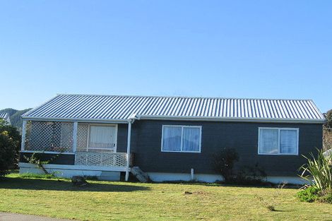 Photo of property in 4 Pukeko Street, Paraparaumu, 5032