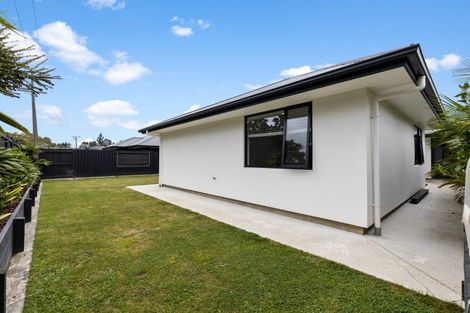 Photo of property in 43 Coutts Way, Fitzherbert, Palmerston North, 4410