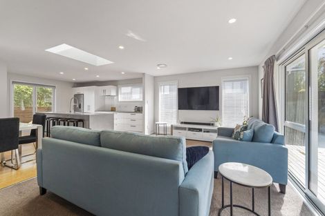 Photo of property in 17 Aorangi Road, Paraparaumu, 5032