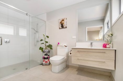 Photo of property in 60a The Boulevard, Papamoa Beach, Papamoa, 3118