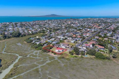 Photo of property in 2 Francis Street, Hauraki, Auckland, 0622